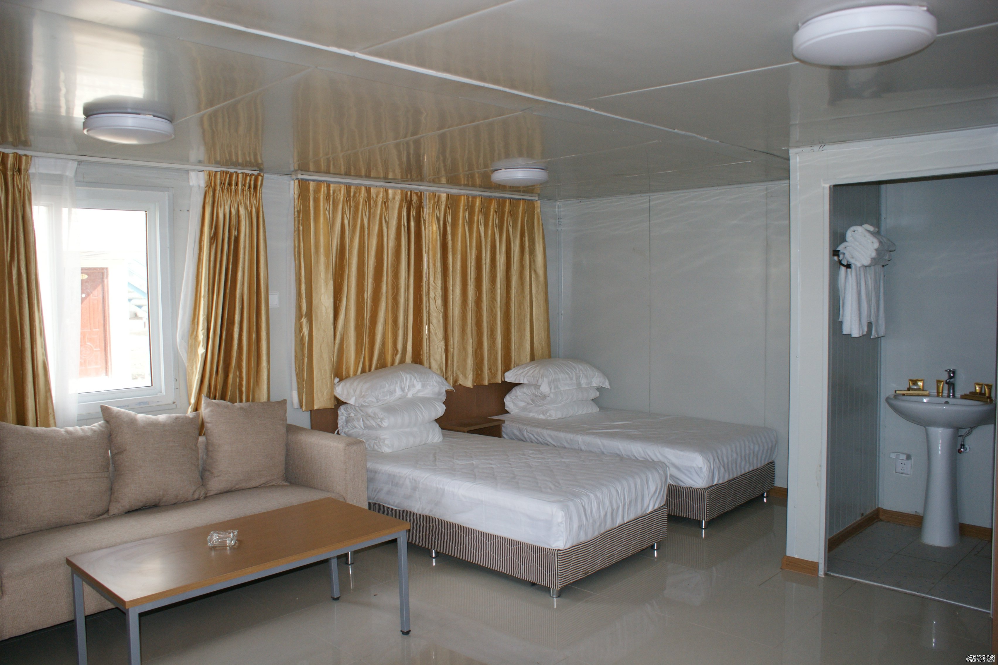 prefabricated house