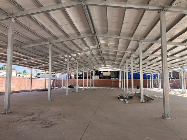 Hot-dip Galvanized Building Material Steel Construction Prefabricated Building Shed Steel Structure Warehouse in Chile