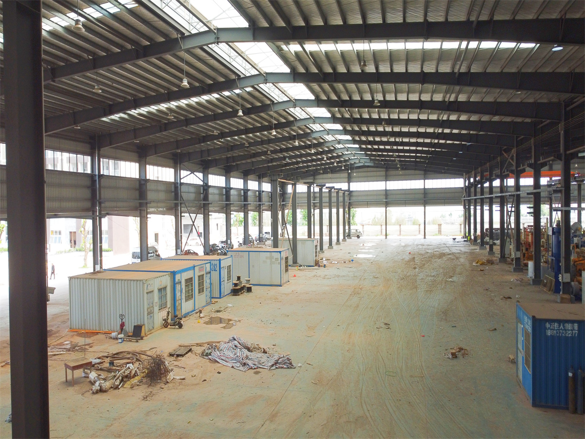 Professional Design Large Span Light Steel Structure Shed Prefabricated Steel Frame Construction Warehouse 