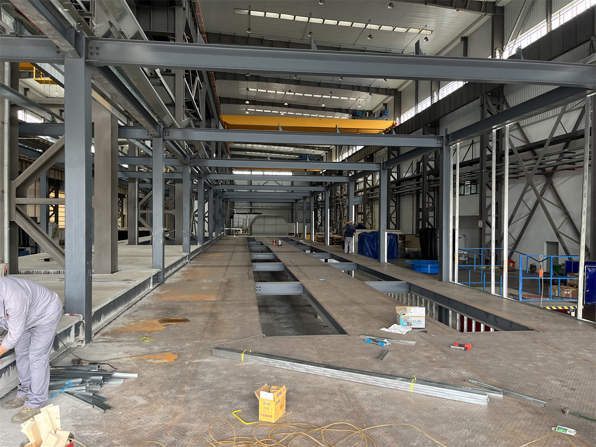 Durable Light Steel Structure Frame Warehouse Large Space Prefabricated Workshop Industrial Steel Building 